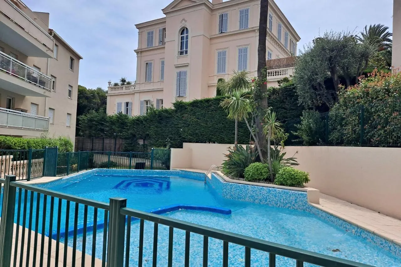 Henri Camille Real Estate -Beautiful One Bedroom Swimming Pool And Parking Cannes Holiday home